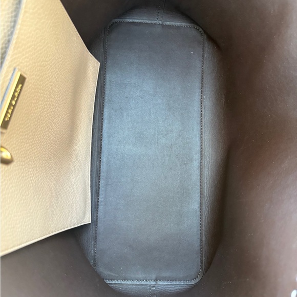 Tory Burch Tan Tote Bag - Picture 12 of 12